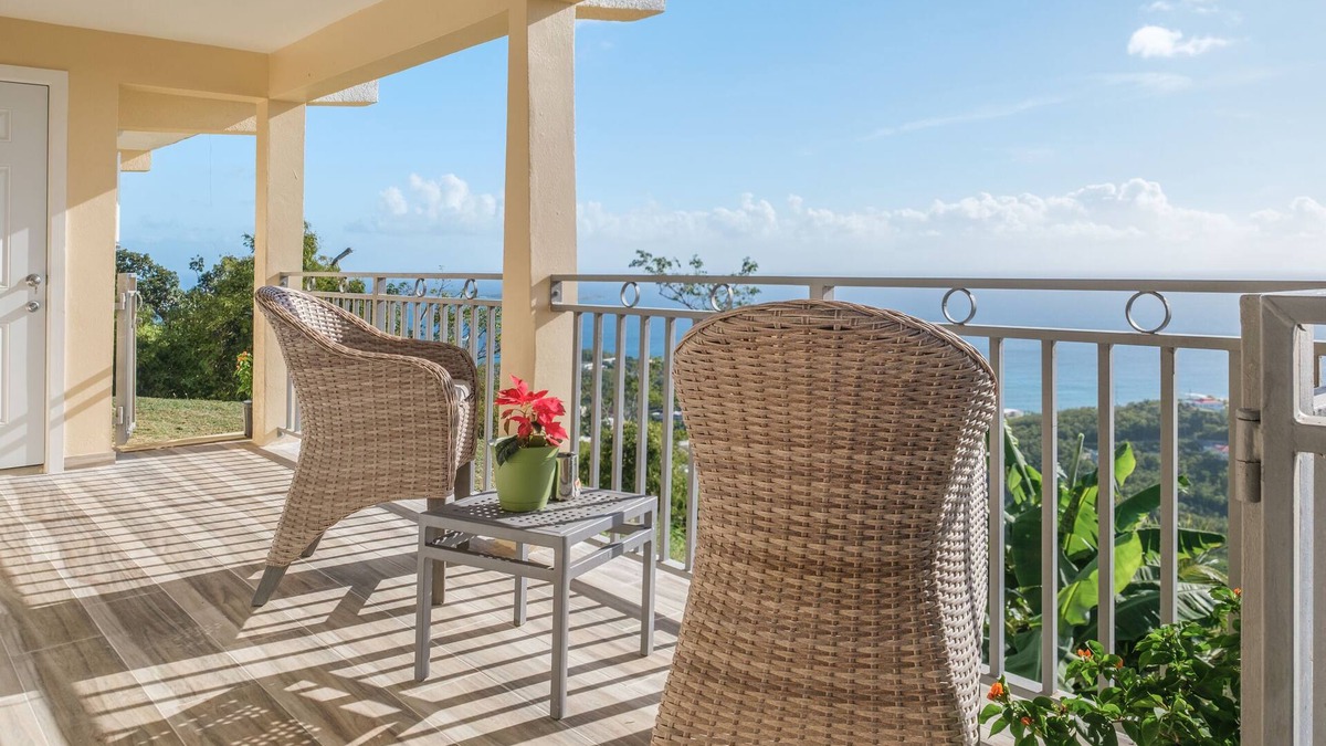 Flag Hill Apartment | Best views of south side St. Thomas
