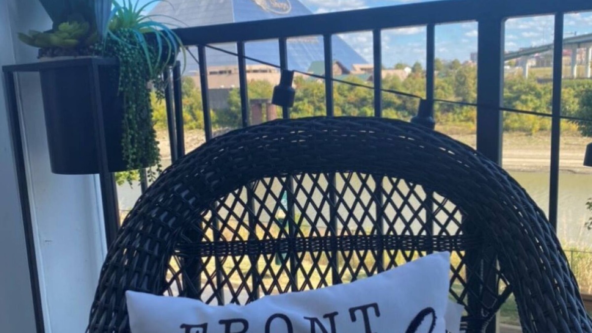 Downtown Memphis Condo | Best Views of the Bluff City