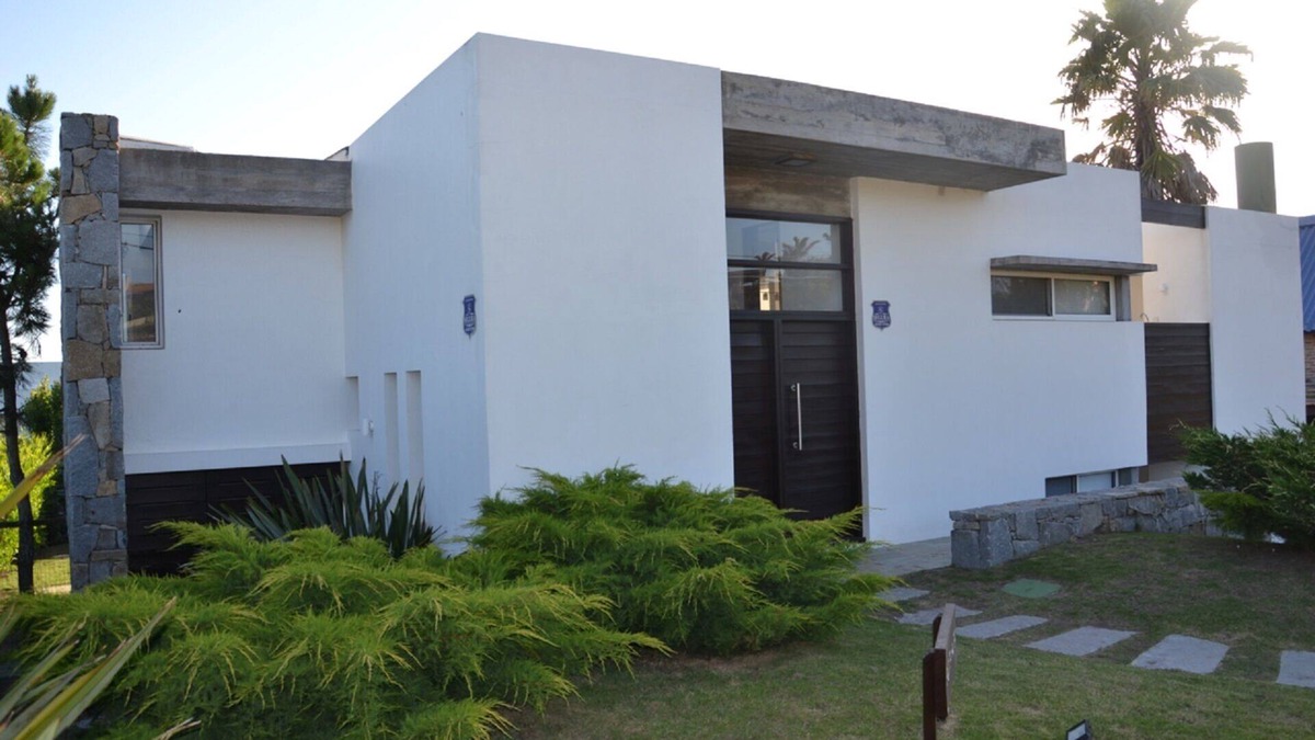 El Chorro House | Best Villa in Manantiales (Punta del Este)