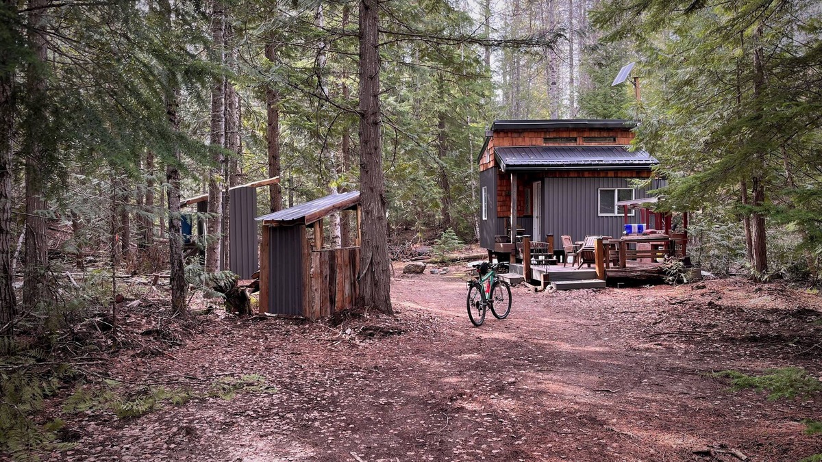 Central Kootenay Cabin | Best West Kootenay Off-Grid Tiny House