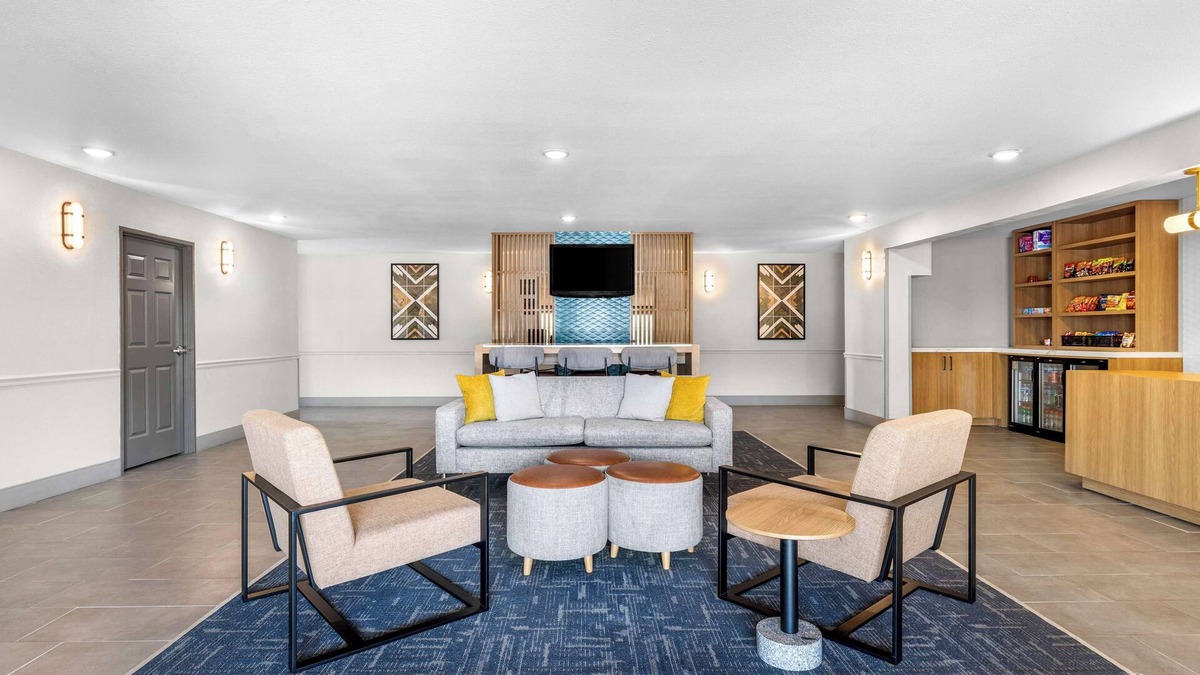 Crowley Hotel | Best Western Acadia Hotel