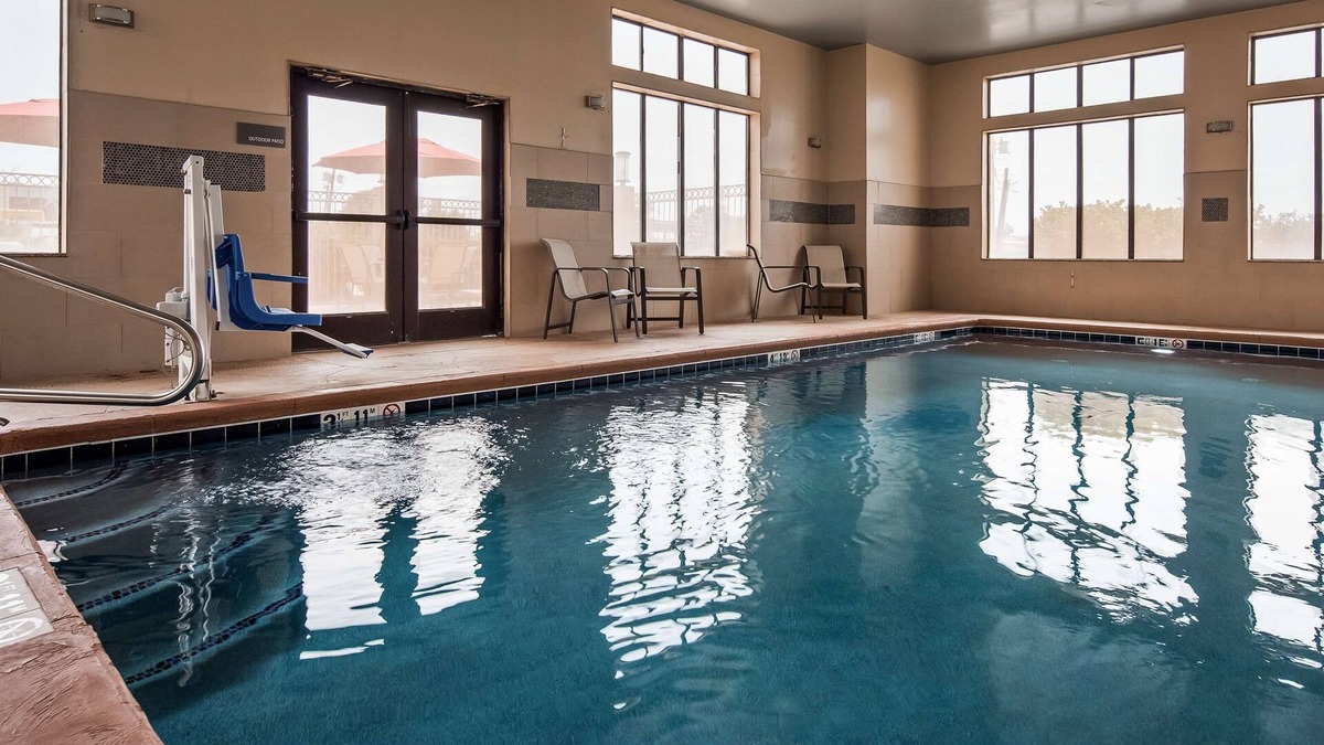 Clovis Hotel | Best Western Cannon A.F.B.