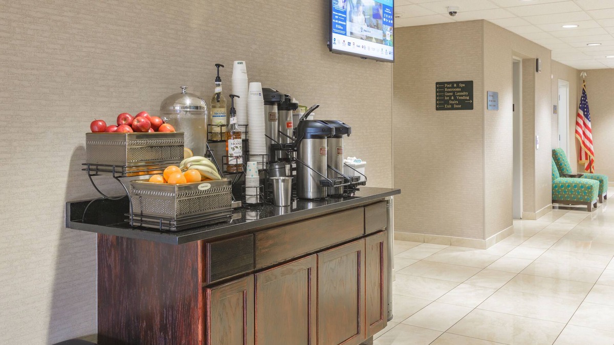 Concord Hotel | Best Western Concord Inn & Suites