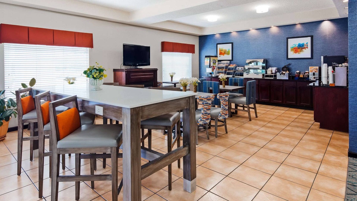 Hiram Hotel | Best Western Hiram Inn & Suites