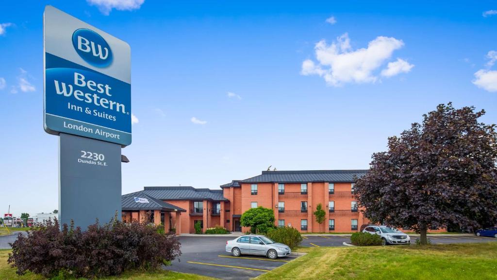 Argyle Hotel | Best Western London Airport Inn & Suites