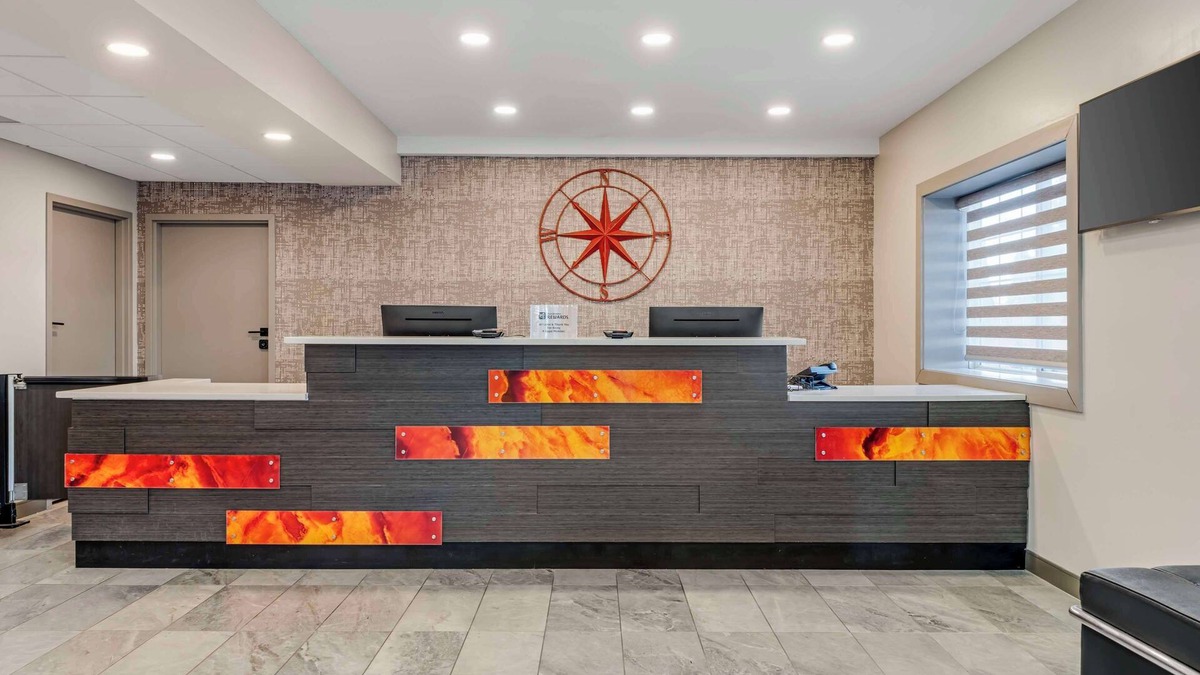 Prestonia Hotel | Best Western Louisville Airport Expo