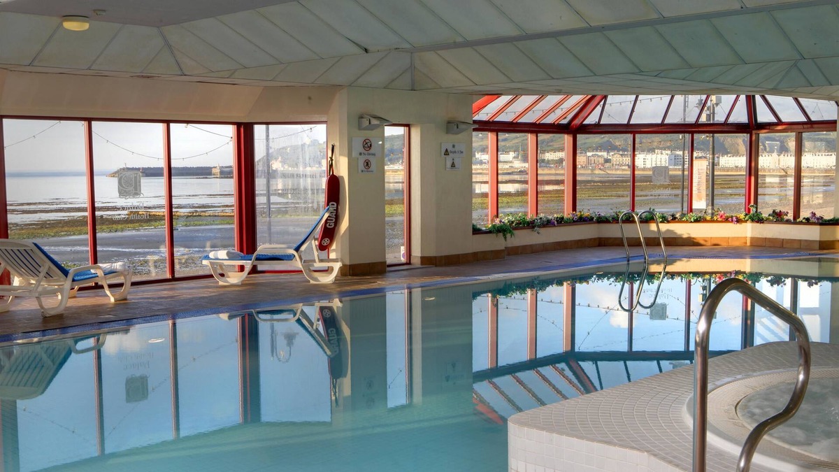 Douglas Hotel | Best Western Palace Hotel & Casino