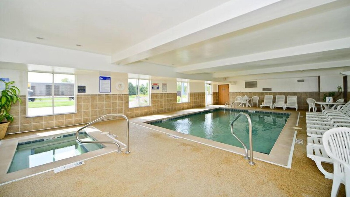 Hubbard Hotel | Best Western Penn-Ohio Inn & Suites