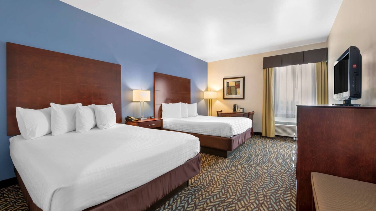 Brazil Hotel | Best Western Plus Covered Bridge Inn
