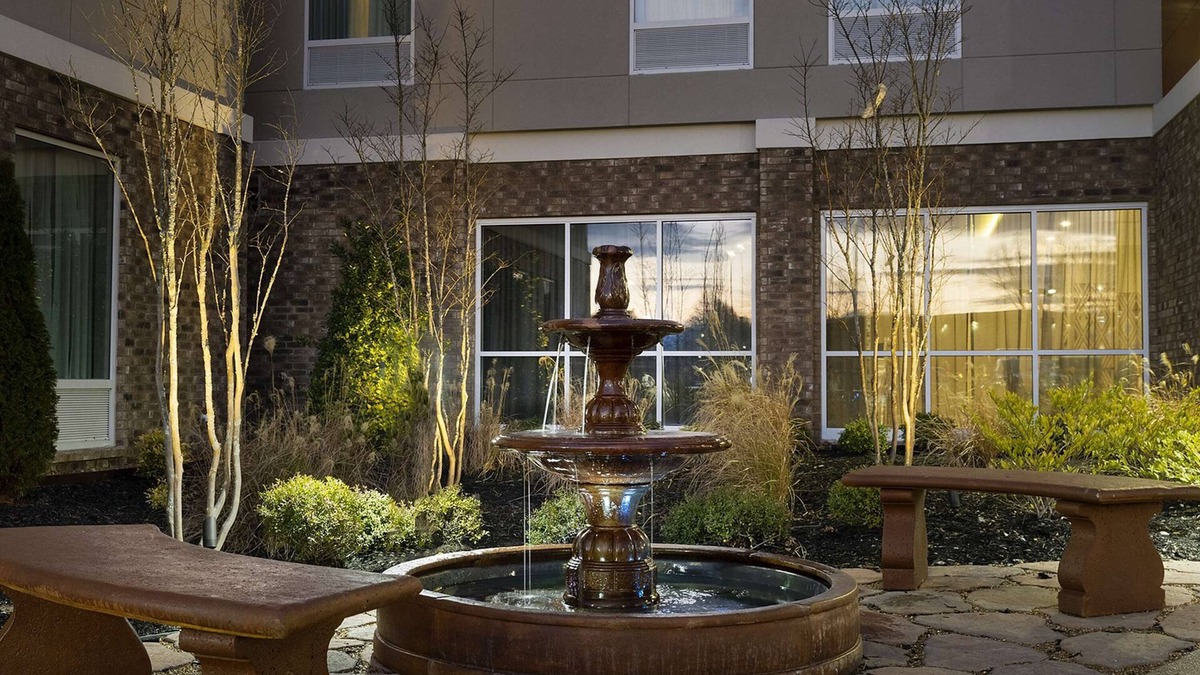 Olive Branch Hotel | Best Western Plus Desoto