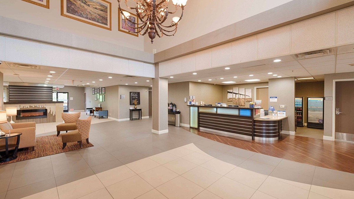 Oakley Hotel | Best Western Plus Delta Inn & Suites