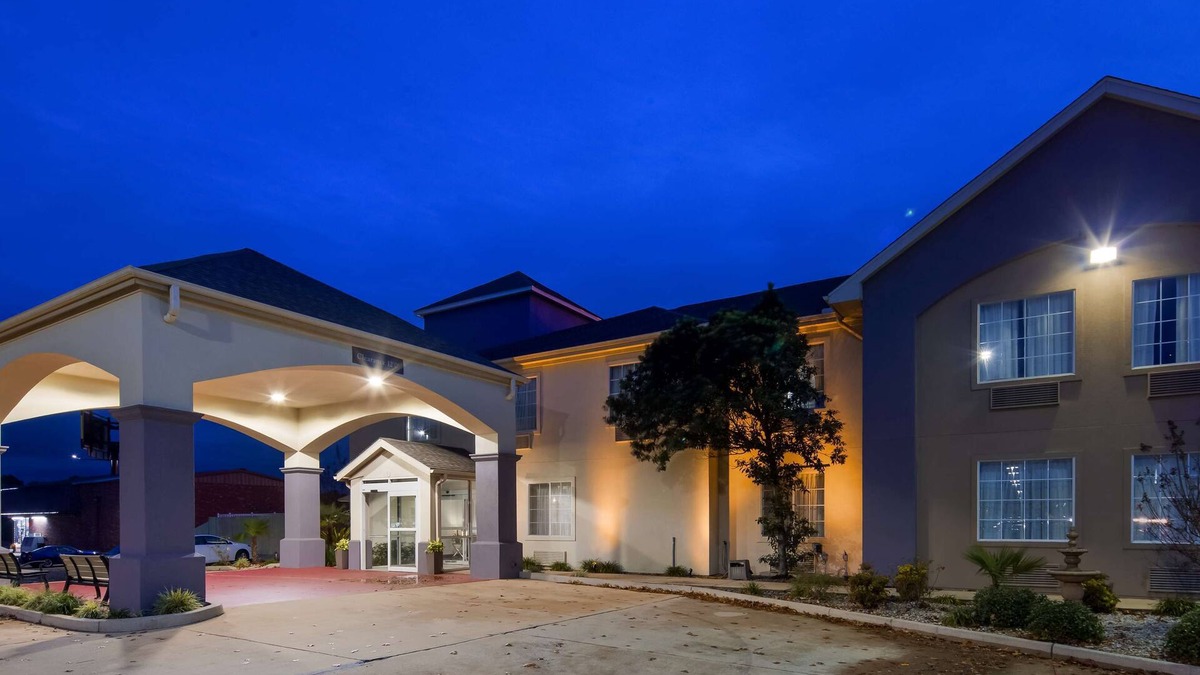 DeRidder Hotel | Best Western Plus Deridder Inn & Suites