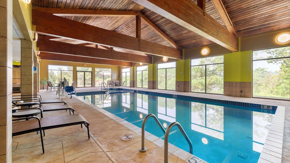 Eau Claire Hotel | Best Western Plus Eau Claire Conference Center