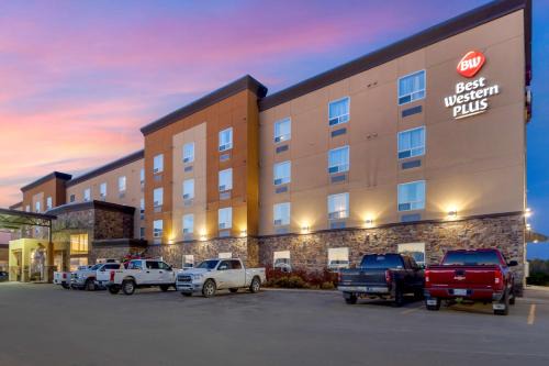 Fox Creek Hotel | Best Western PLUS Fox Creek