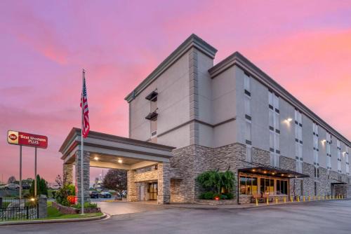 Greenville - Spartanburg Hotel | Best Western Plus Greenville I-385 Inn & Suites
