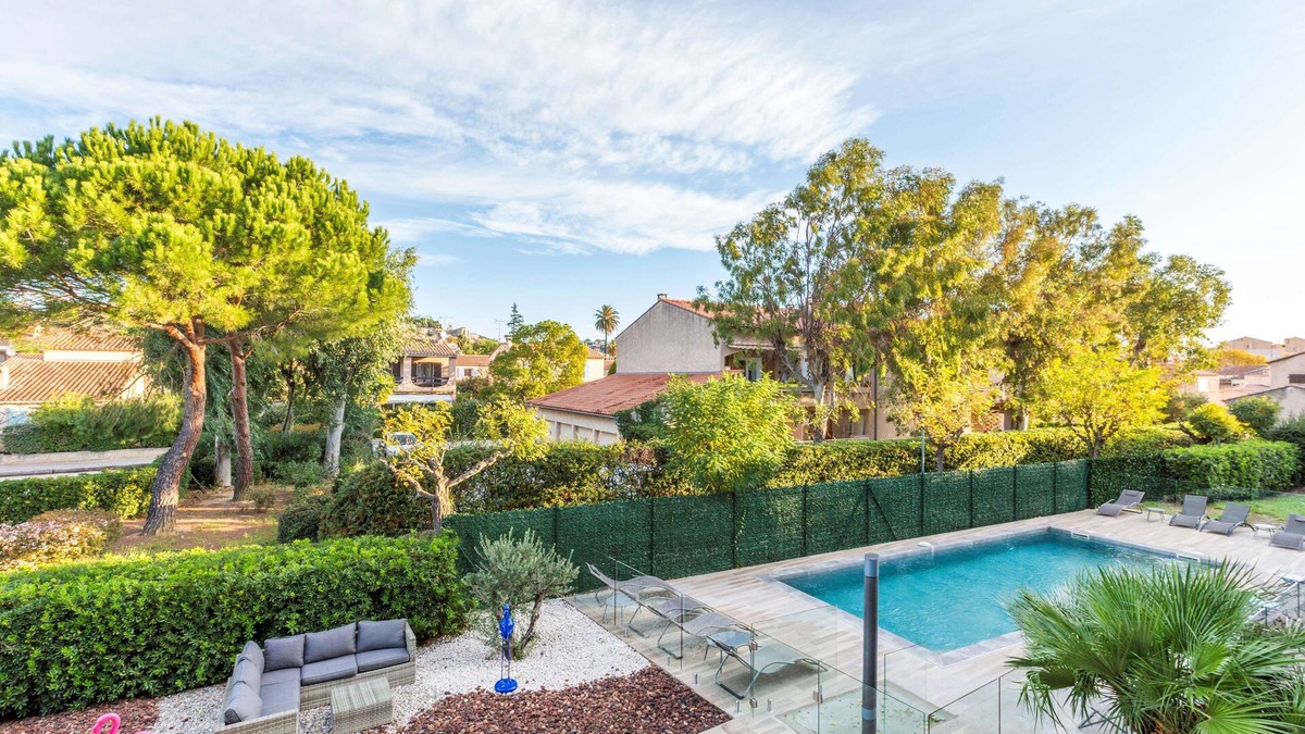 Hyeres City Centre Hotel | Best Western Plus Hotel Hyeres Cote D'azur, Hyeres