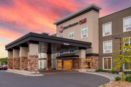 Isanti Hotel | Best Western Plus Isanti