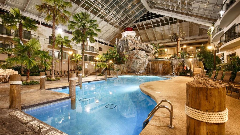 Highland Hotel | Best Western Plus Lamplighter Inn & Conference Centre