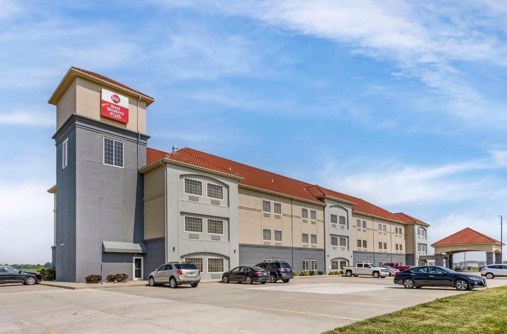 Mascoutah Hotel | Best Western Plus MidAmerica Hotel