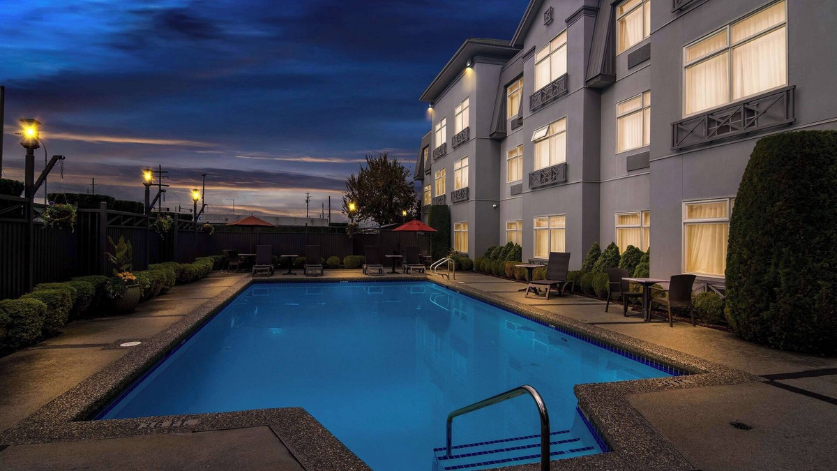 Pitt Meadows Hotel | Best Western Plus Pitt Meadows Inn & Suites