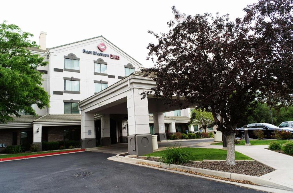 Carterville Hotel | Best Western Plus Provo University Inn