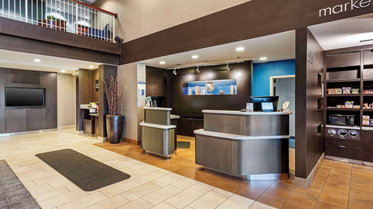 Carterville Hotel | Best Western Plus Provo University Inn