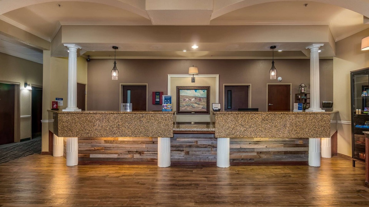 Shamrock Hotel | Best Western Plus Shamrock Inn & Suites