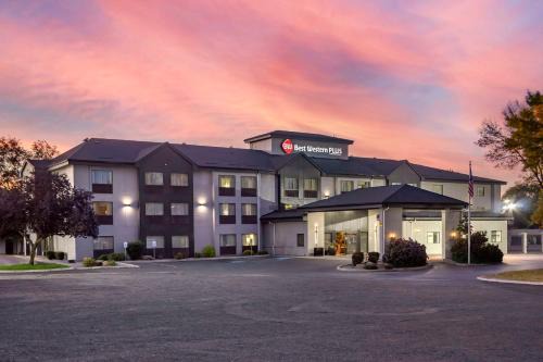 North Spokane Hotel | Best Western Plus Spokane North