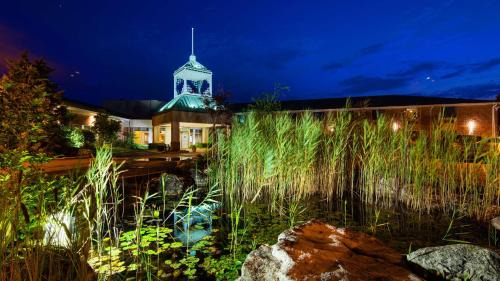 London Hotel | Best Western Plus Stoneridge Inn & Conference Centre London Ontario