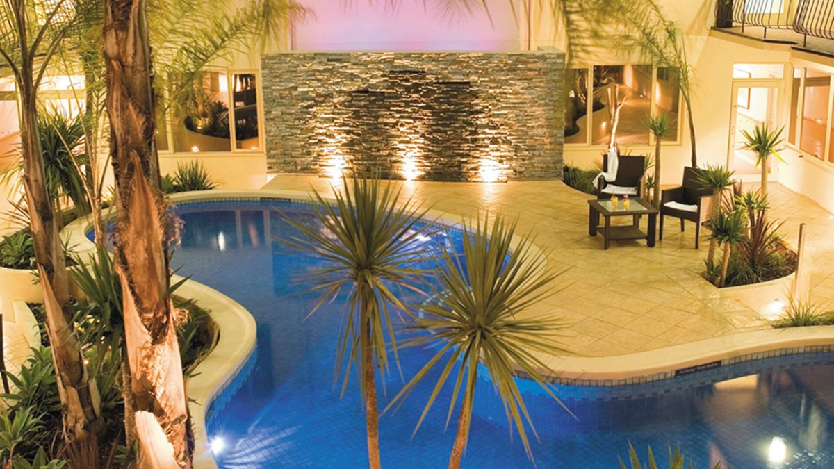 Carlton South Hotel | Best Western Plus Travel Inn Hotel