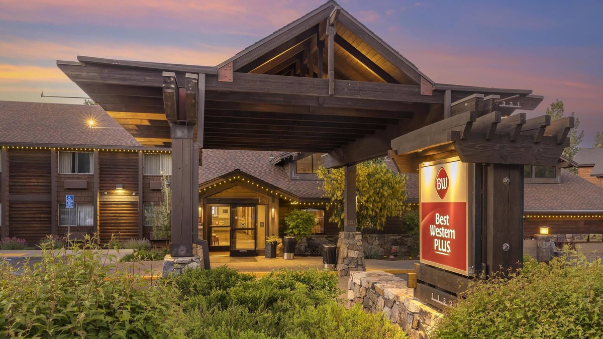 Truckee Hotel | Best Western Plus Truckee-Tahoe Hotel