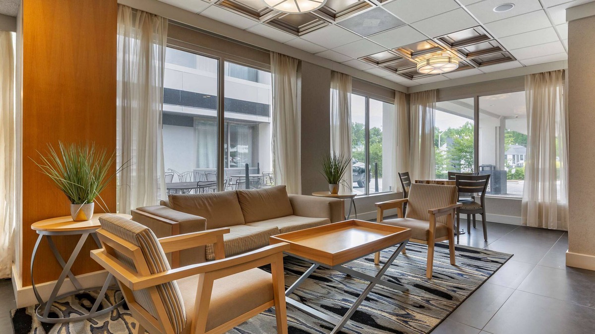 Winston - Salem Hotel | Best Western Plus University Inn