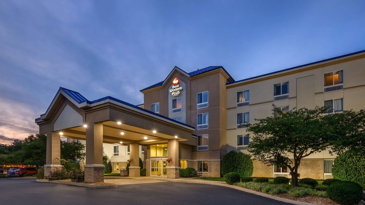 Waynesboro Hotel | Best Western Plus Waynesboro Inn & Suites Conference Center