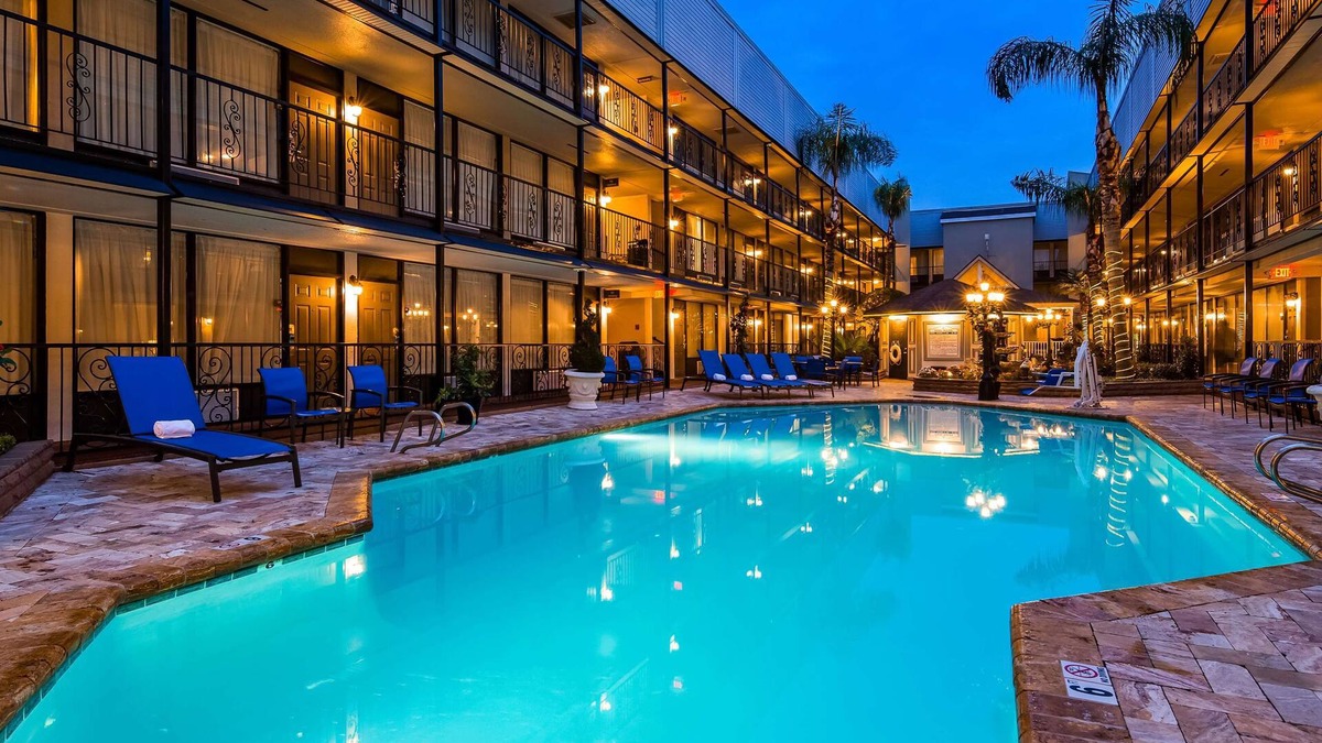 Harvey Hotel | Best Western Plus Westbank