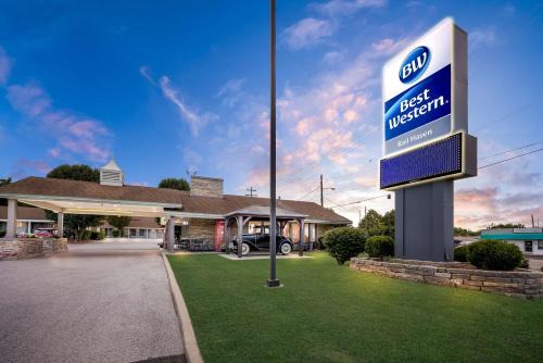 Walnut Street Hotel | Best Western Route 66 Rail Haven