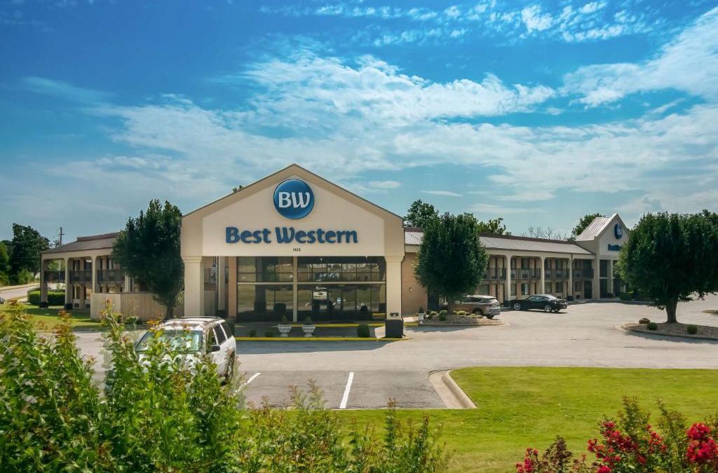 Fayetteville Hotel | Best Western Windsor Suites