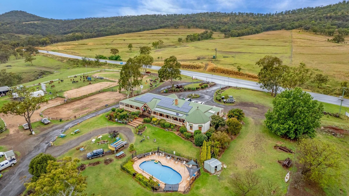 Tregony RV Rental | Bestbrook Mountain Resort