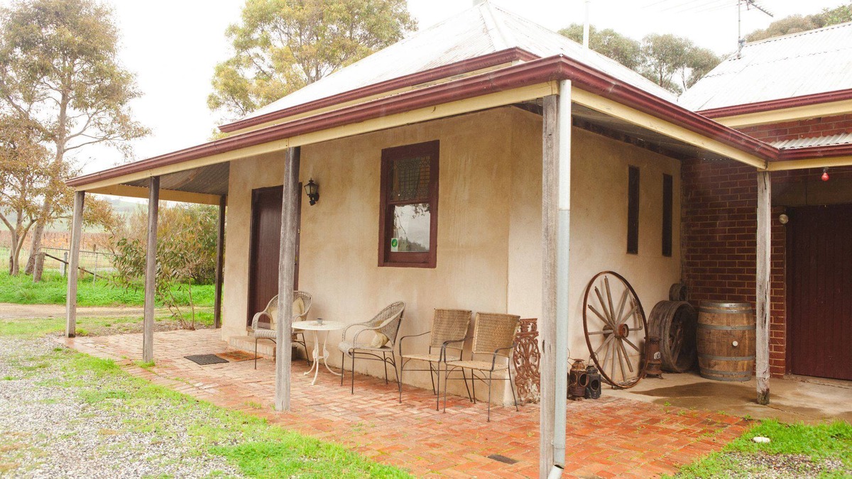Bethany Bed & Breakfast | Bethany cottages; Cellar Cottage