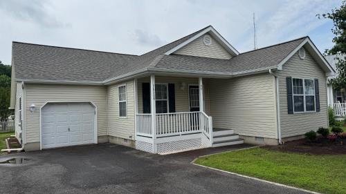 Frankford House | Bethany Meadows - 38208 Clover Ln