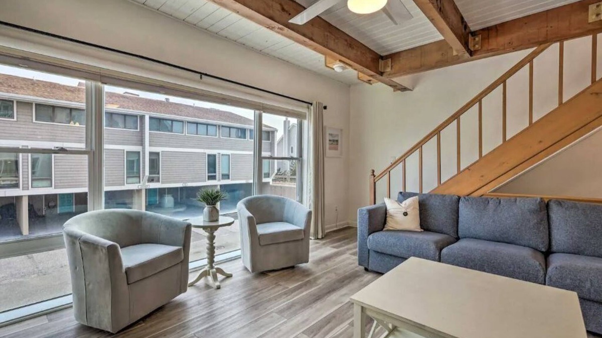 Sussex County House | Bethany Townhome-50ft to Shore!