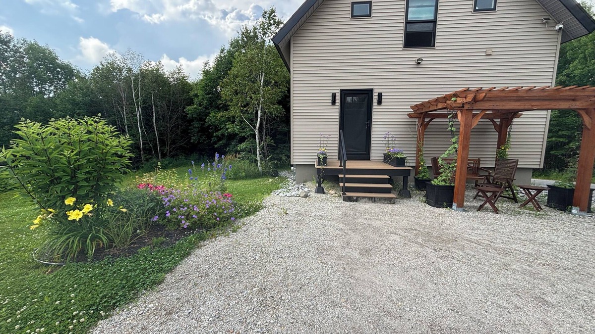 Sunday River Area Ski Chalet | Bethel Chalet near Sunday River & Carter's X-Country Ski