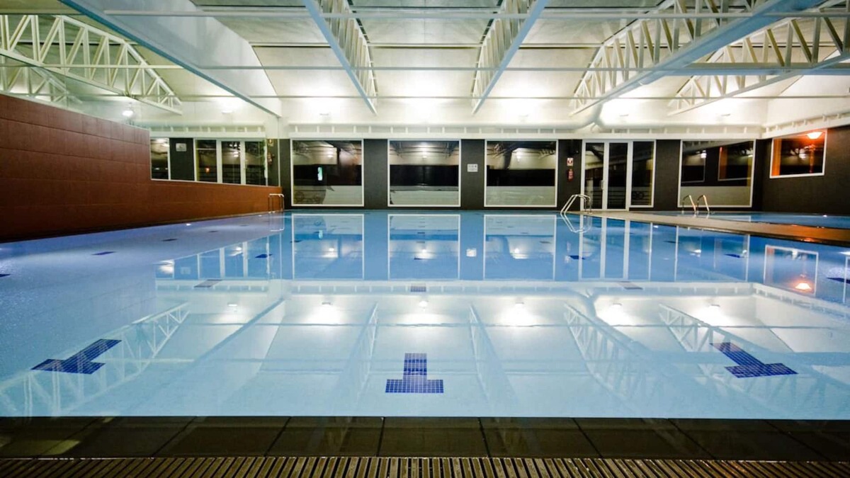 Crevillente House | Better Choice for your Vacation! 2 Contemporary Cabins, Indoor & Outdoor Pools!