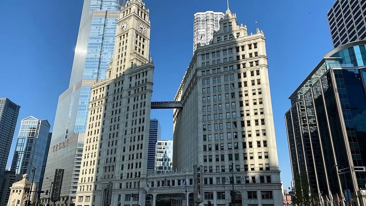 Downtown Chicago Resort | Better Choice for your Vacation! 3 Convenient Units, Close to Chicago Riverwalk