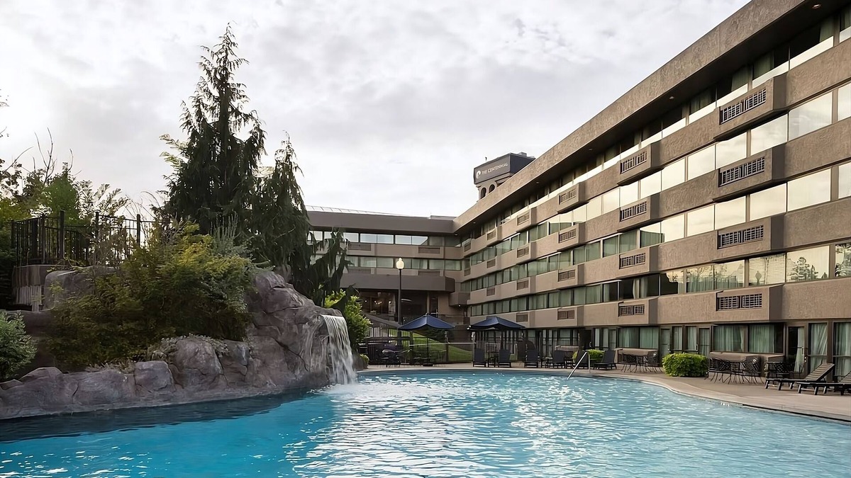 Riverside House | Better Choice for your Vacation! Pets Allowed, Near Mobius Children's Museum