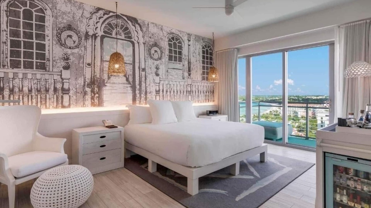 Nassau Hotel | Better Choice for your Vacation! Pools and Water Park! Pets Are Welcome!
