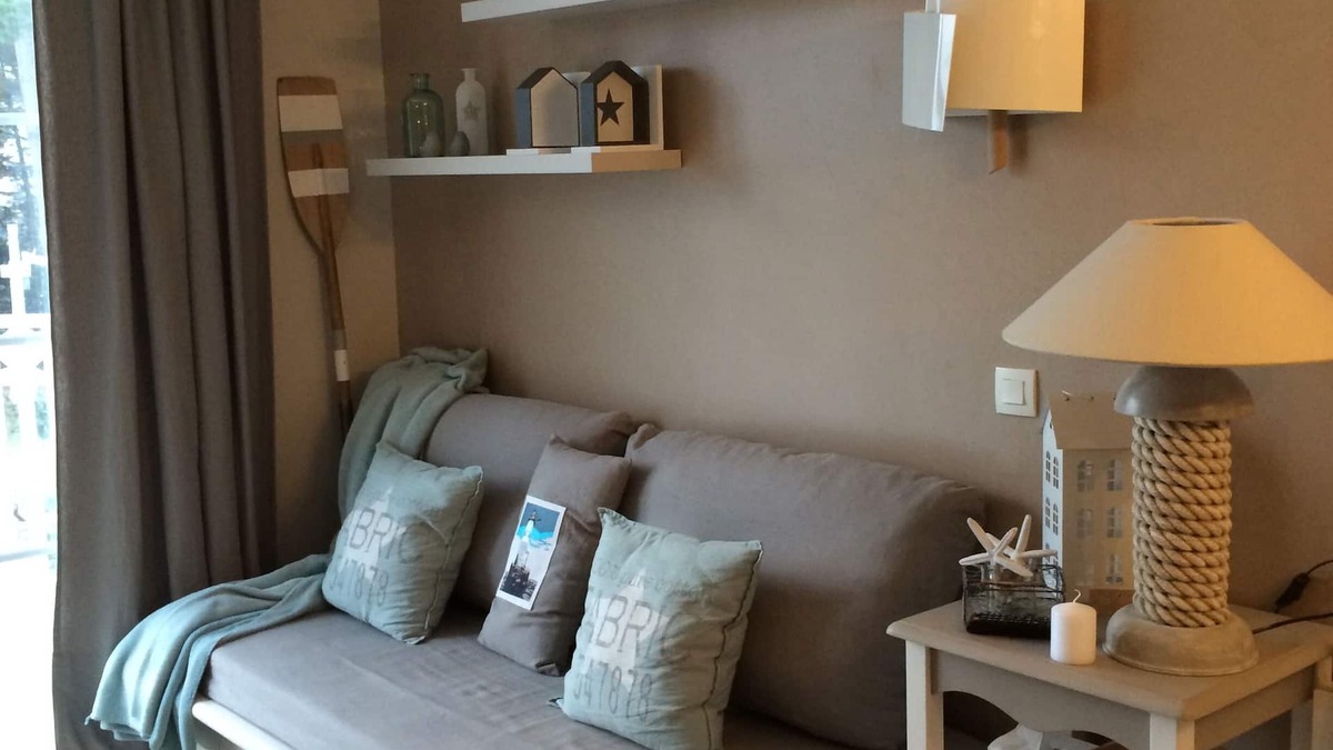 Arzon Apartment | Between BEACH and PORT CROUESTY Superb DUPLEX, 1 parental bedroom, bathroom, shower room, Terrace