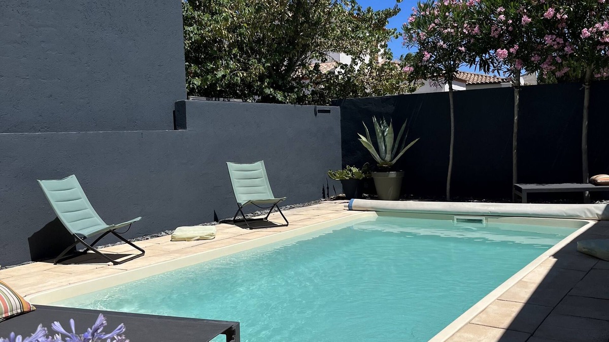 Cers Villa | BETWEEN BÉZIERS AND VALRAS BEACH VILLA WITH GARDEN AND PRIVATE SWIMMING POOL
