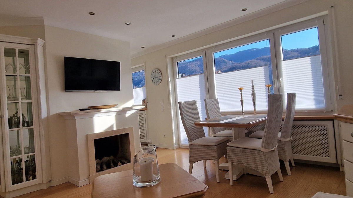 Bergen Apartment | Between Chiemsee and the Alps: ciao-aschau Residenz Bergsonne