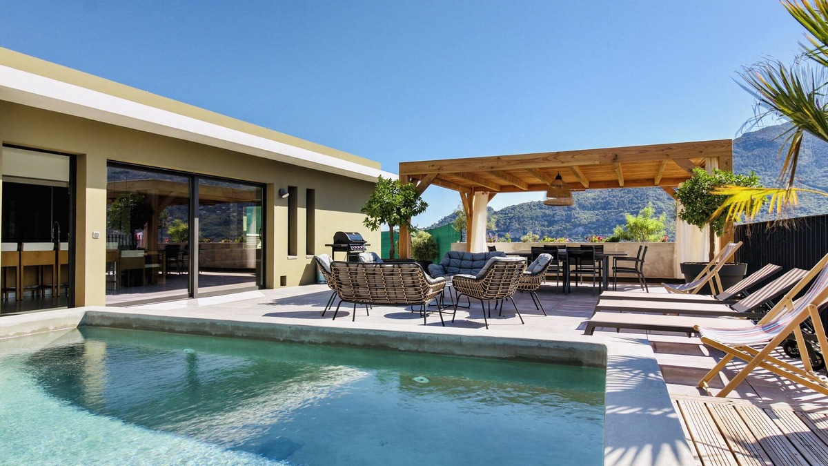Saint-Martin-du-Var Villa | Between Nice and Monaco, peace and breathtaking views
