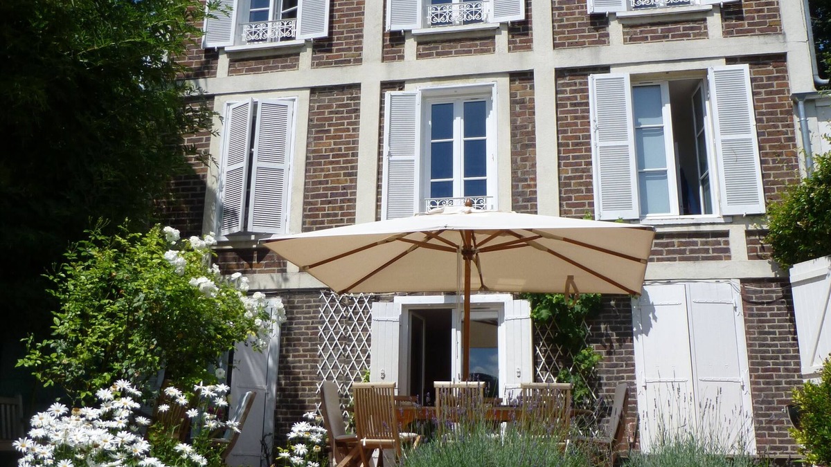 Sevres House | Between Paris and Versailles, charming townhouse Special Olympics